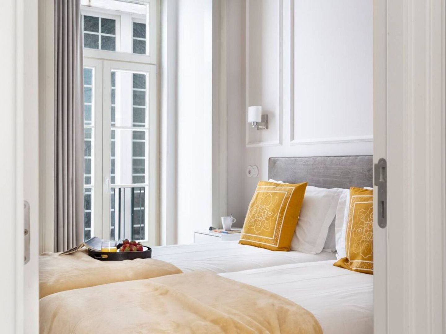 Joivy Wonderful 2Br Flat In The City Centre Lisbon Exterior photo